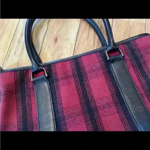 LL Bean Medium Tote/Purse 100% Wool Leather Bottom Red/Black Plaid - Picture 4 of 16